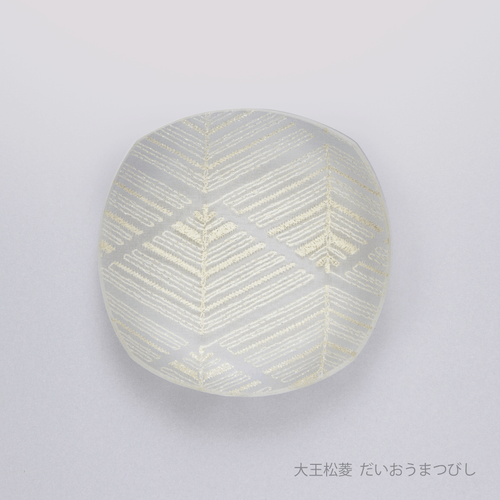 伊と幸  絹織物 まめざら　大王松菱