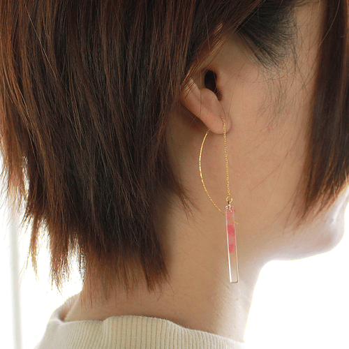 あわいろ　ピアス　柘榴