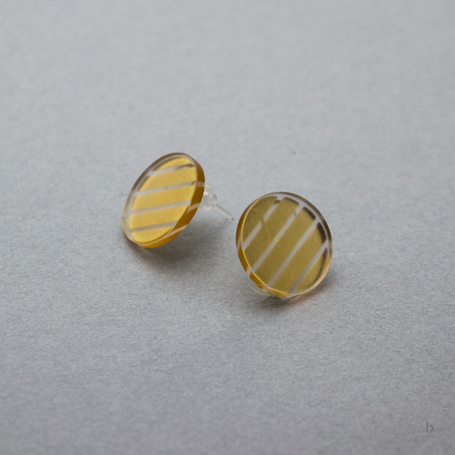 箔 ピアス　b