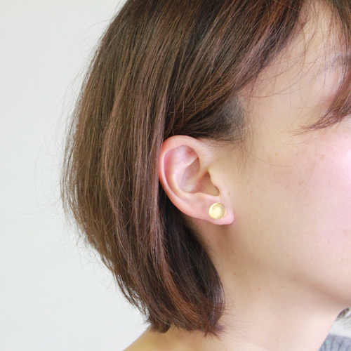 箔 ピアス　a